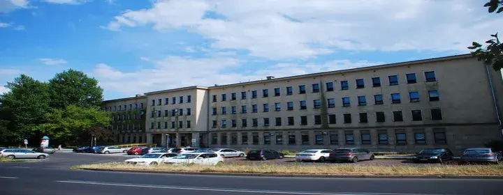 PCK 7 Częstochowa: Kompleksowa opieka medyczna w centrum miasta