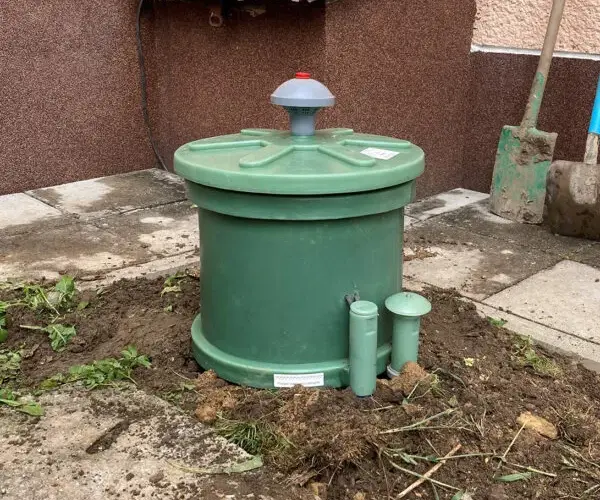 Jak tanio i ekologicznie zmienić szambo na nowoczesną oczyszczalnię